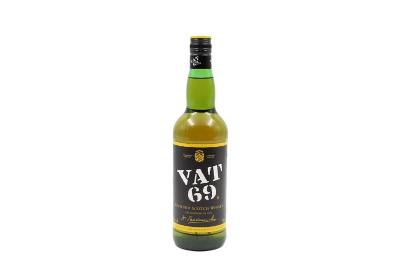 VAT 69 WHISKY ΚΙΒ.12x700ml